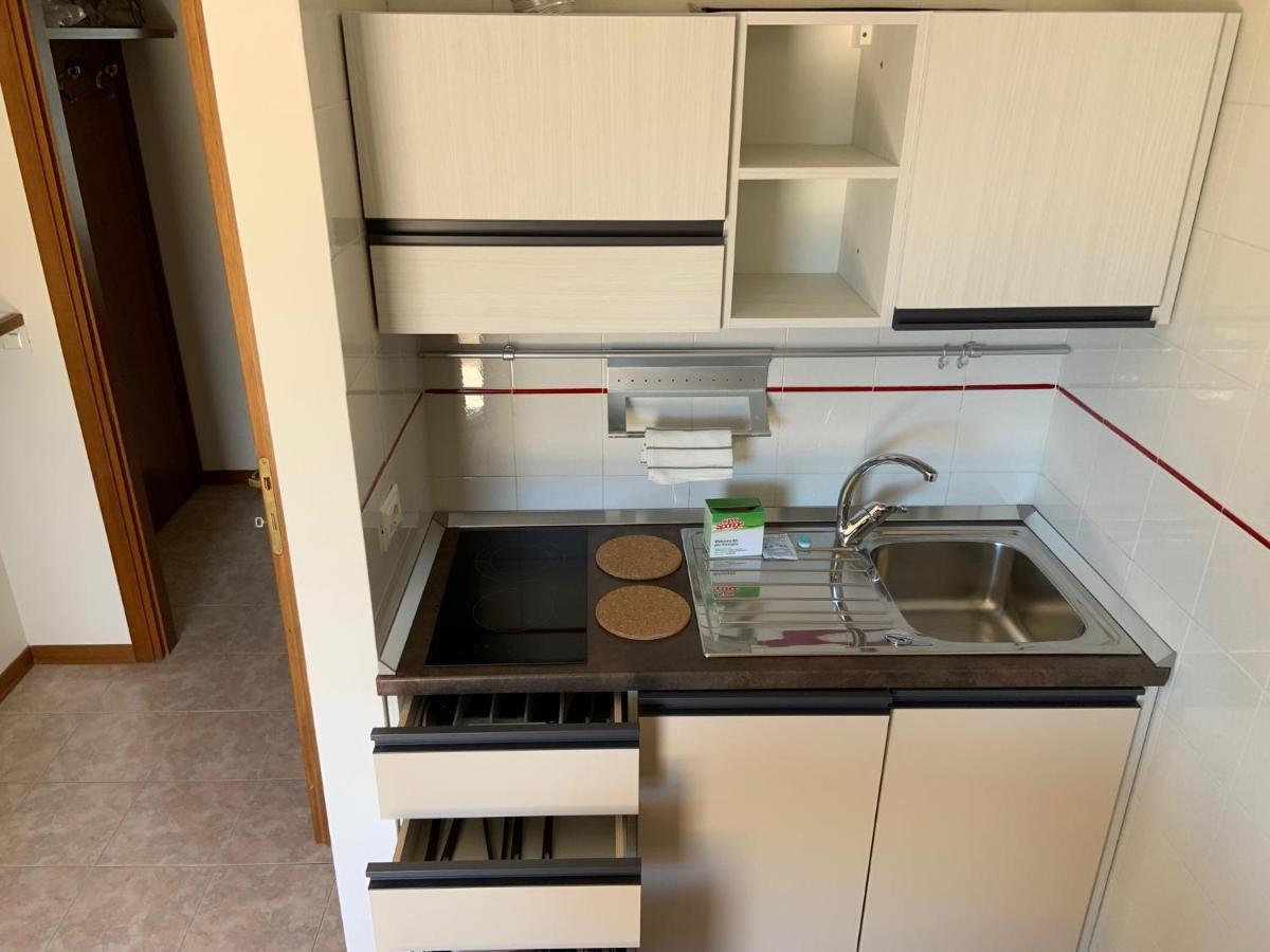 Suites Marilia Apartments Pool Side - Suite Livorno Holiday Home Group Ngoại thất bức ảnh