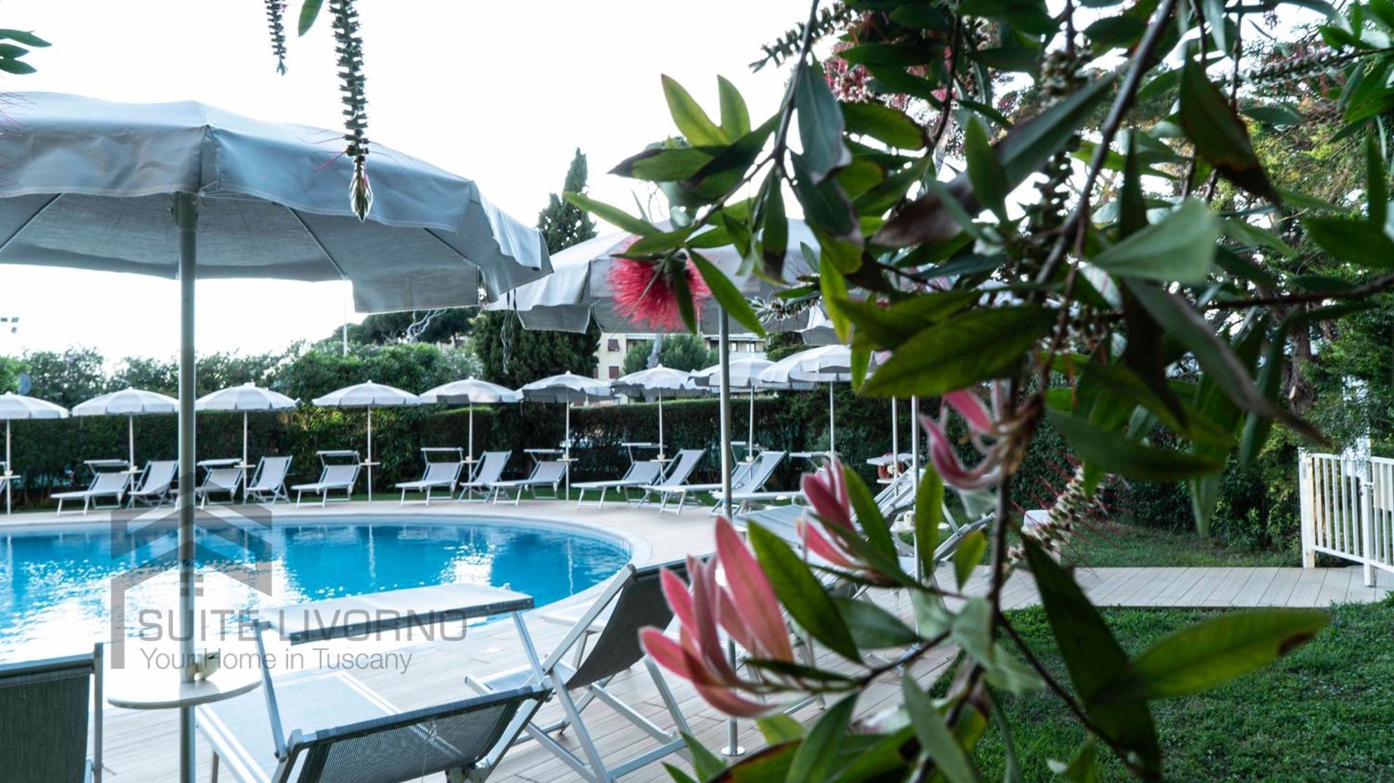 Suites Marilia Apartments Pool Side - Suite Livorno Holiday Home Group Ngoại thất bức ảnh