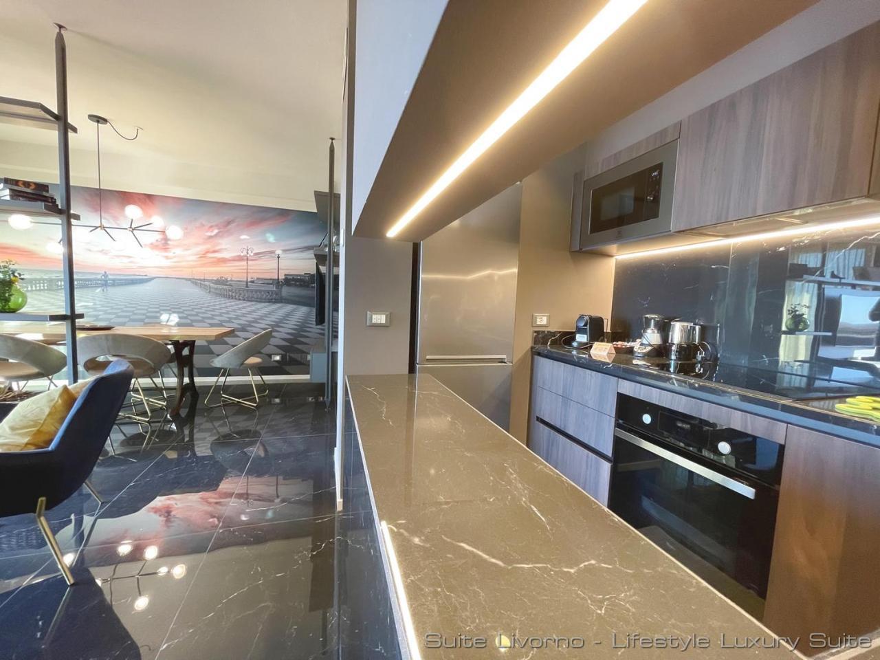 Suites Marilia Apartments Pool Side - Suite Livorno Holiday Home Group Ngoại thất bức ảnh